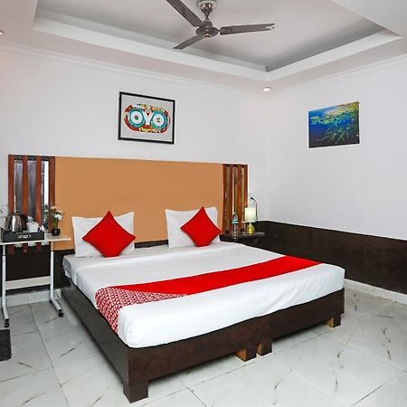 Hotel O Ocean Blue Residency Near Vs Mall نيودلهي المظهر الخارجي الصورة