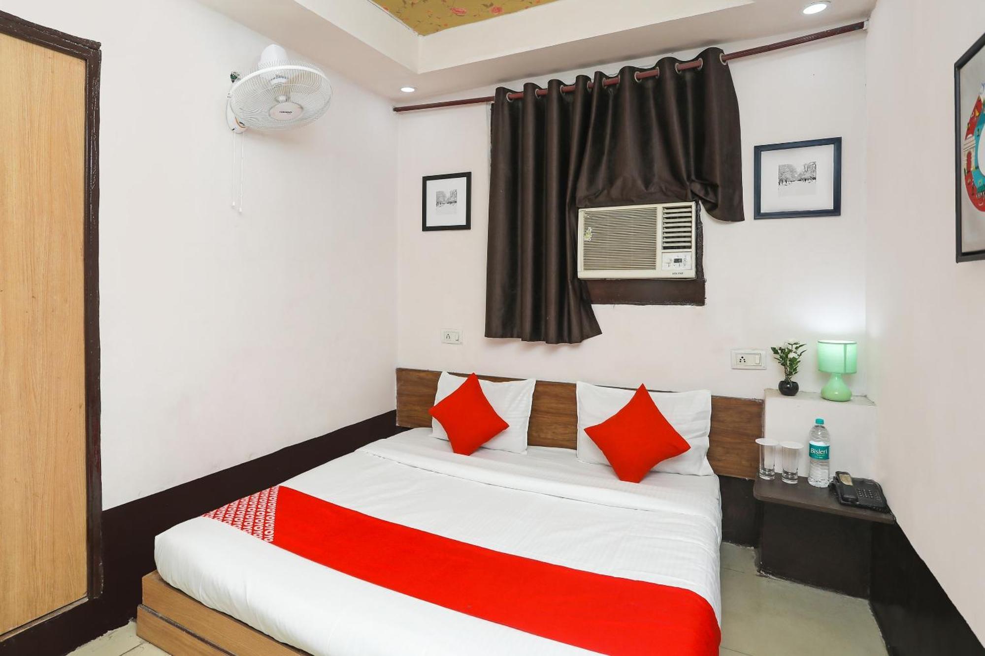 Hotel O Ocean Blue Residency Near Vs Mall نيودلهي المظهر الخارجي الصورة