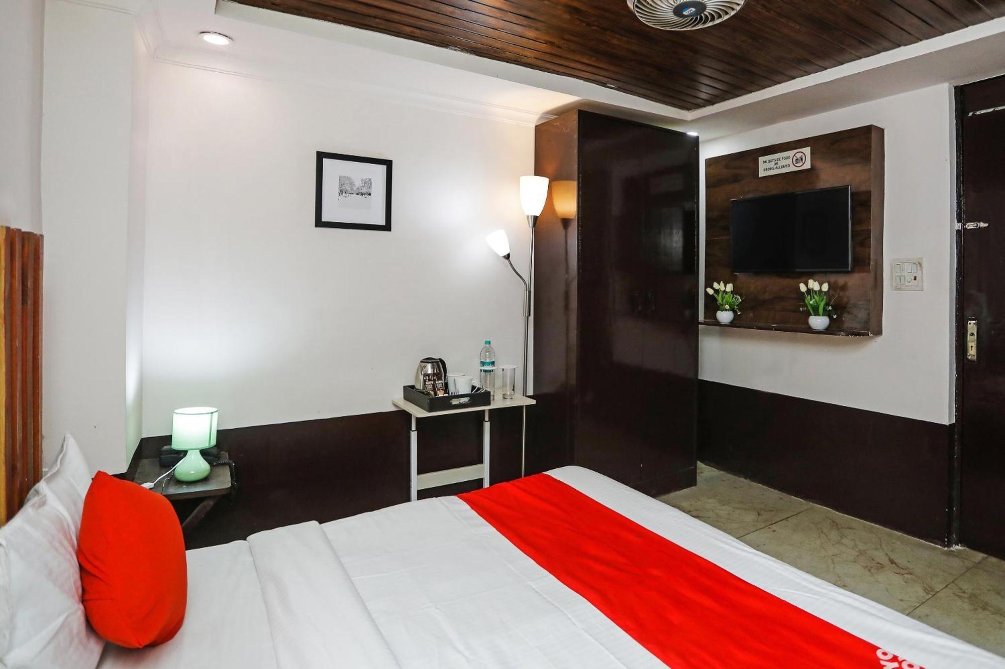 Hotel O Ocean Blue Residency Near Vs Mall نيودلهي المظهر الخارجي الصورة