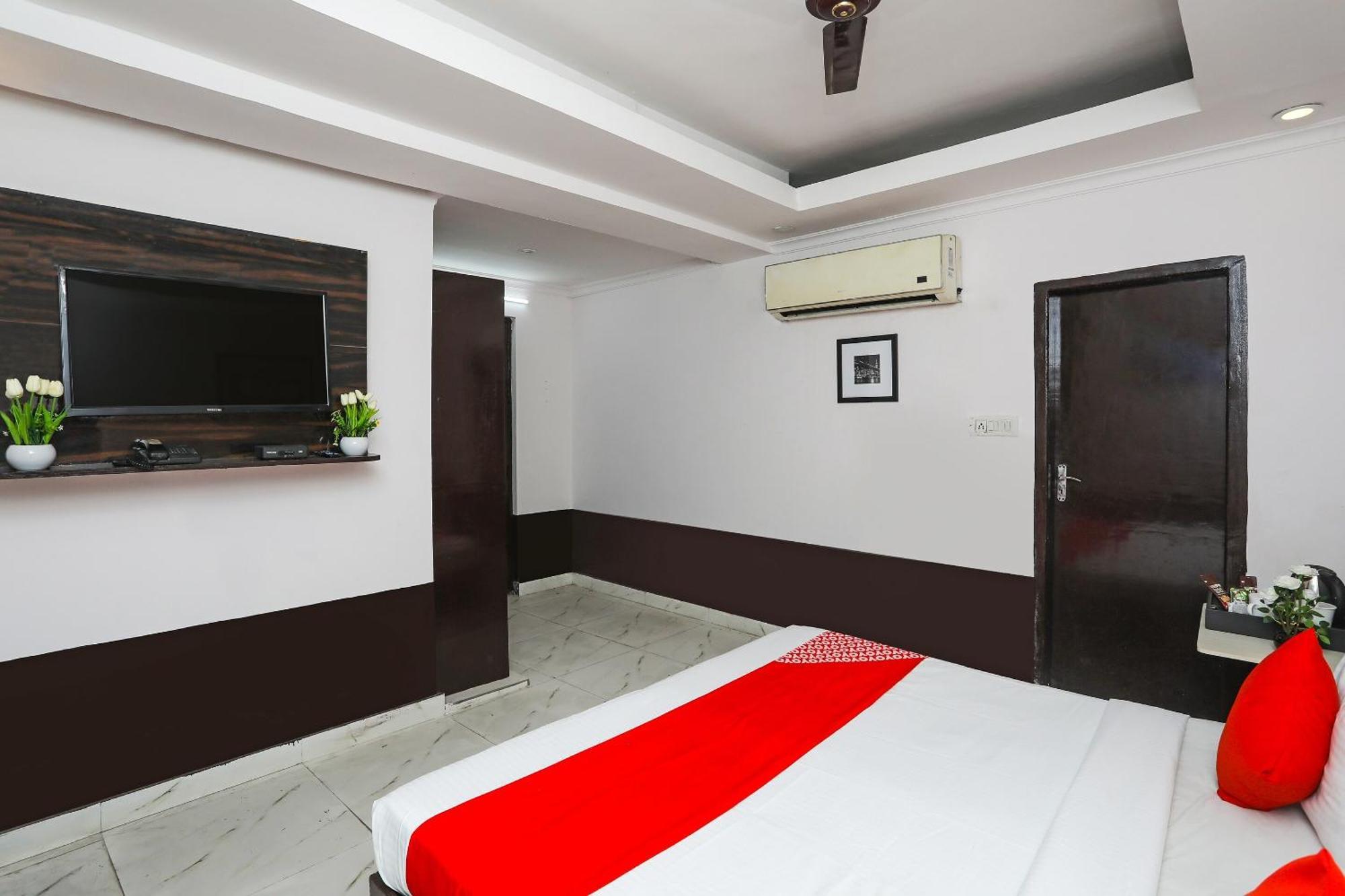 Hotel O Ocean Blue Residency Near Vs Mall نيودلهي المظهر الخارجي الصورة