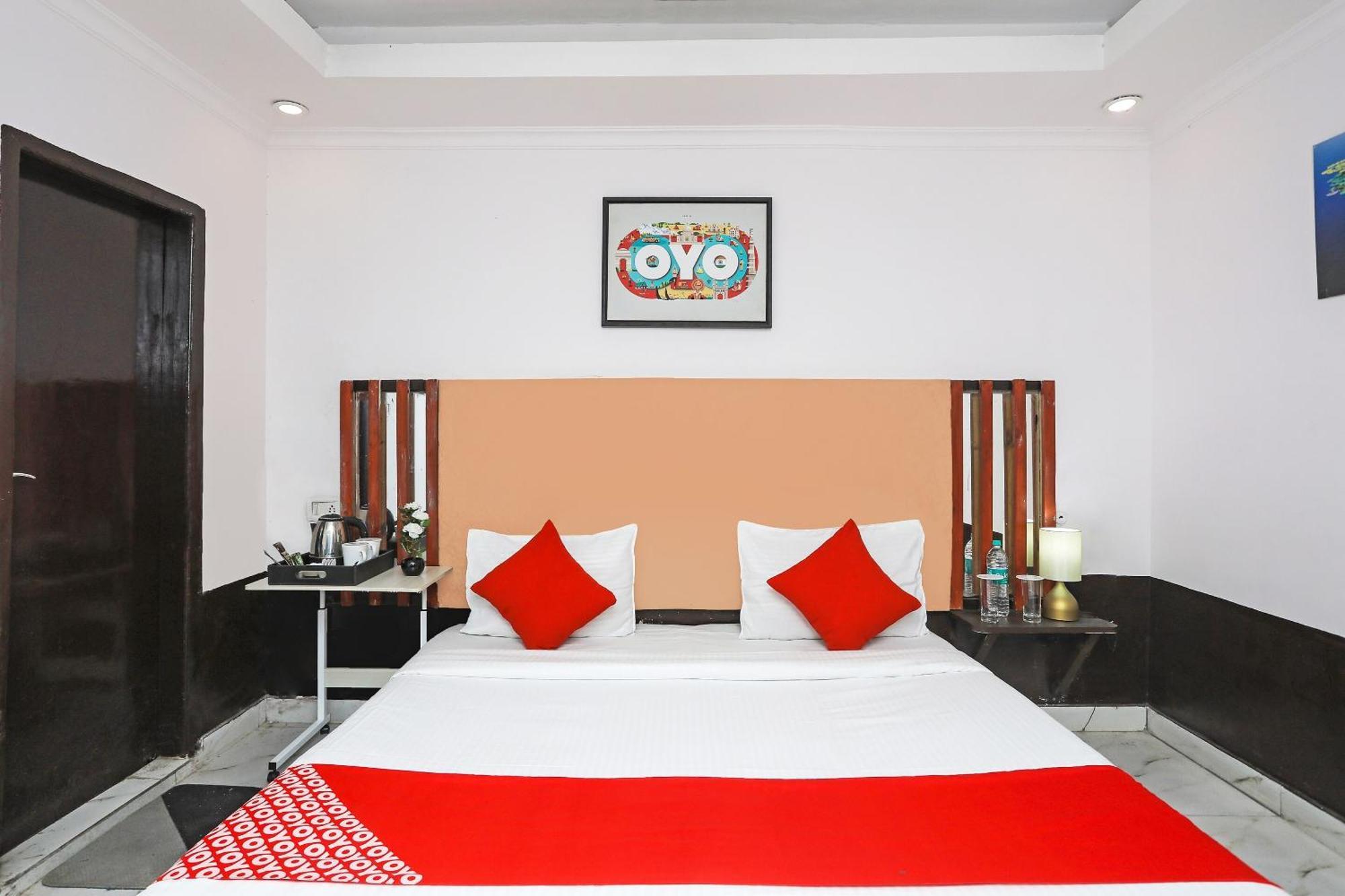 Hotel O Ocean Blue Residency Near Vs Mall نيودلهي المظهر الخارجي الصورة