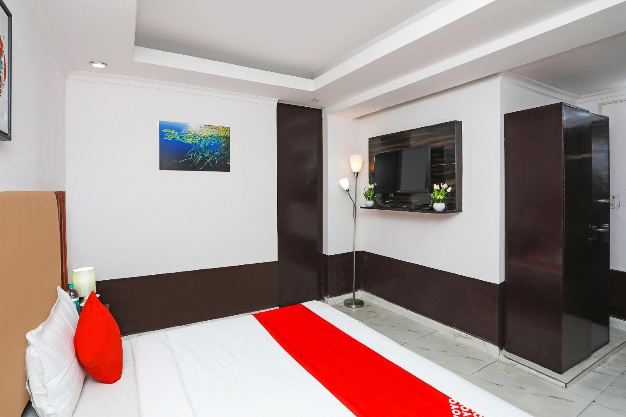 Hotel O Ocean Blue Residency Near Vs Mall نيودلهي المظهر الخارجي الصورة