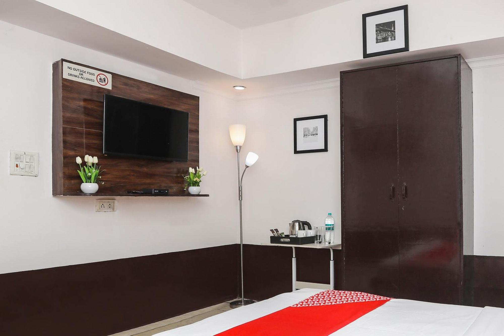 Hotel O Ocean Blue Residency Near Vs Mall نيودلهي المظهر الخارجي الصورة
